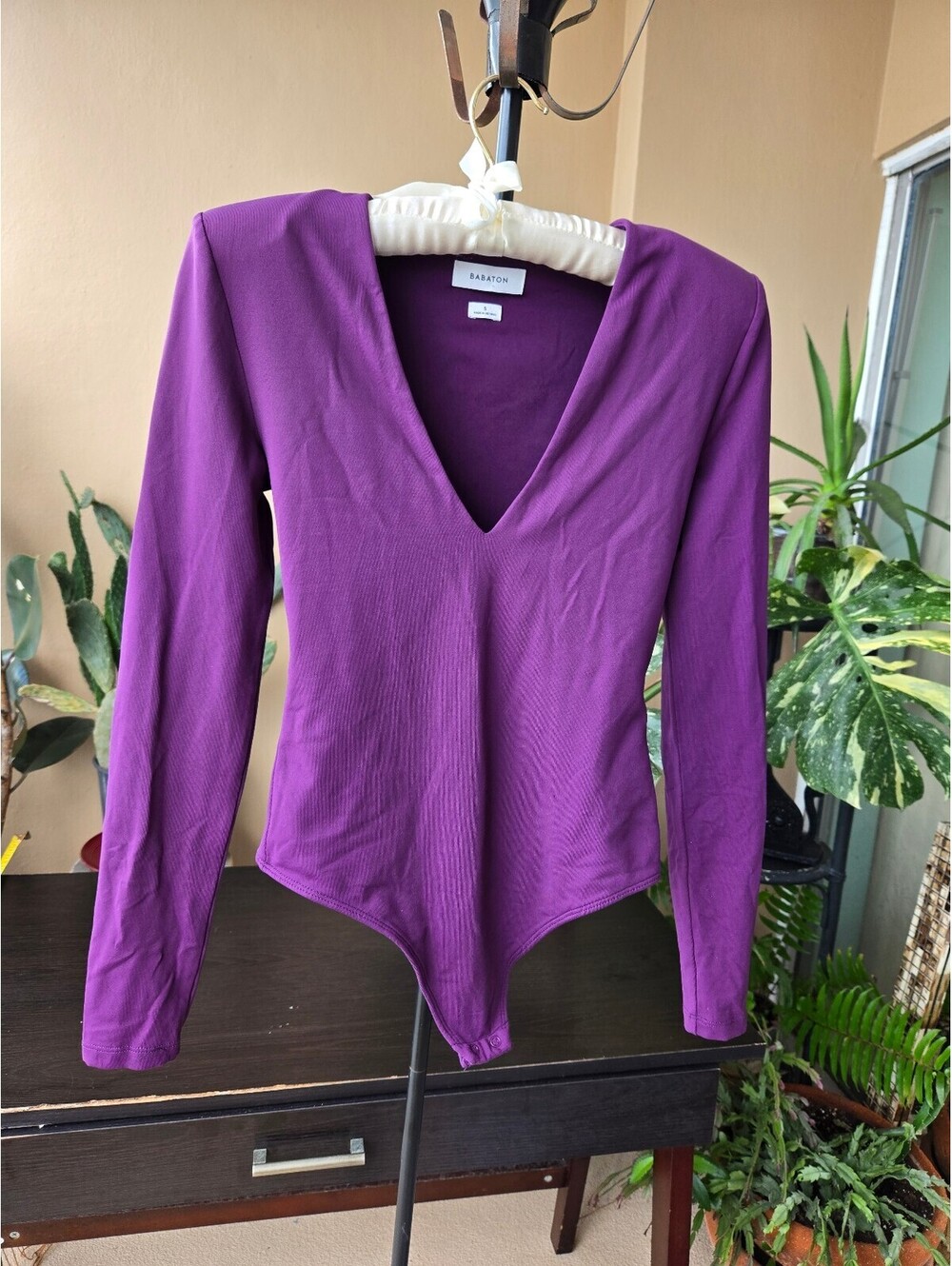 Babaton Purple Long Sleeve V-Neck Bodysuit Size S